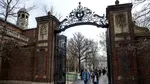 Judecător american blochează încercarea administrației Trump de a limita accesul studenților internaționali la Harvard