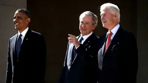 George W. Bush şi Bill Clinton vor participa la ceremoniile organizate în memoria lui Nelson Mandela