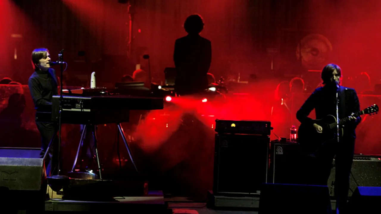 Air concertează la Bucureşti, în februarie 2010
