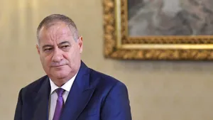Guvernul Niculescu pregătește reorganizarea Poliției, cu Marian Neacșu la Interne. Ce se schimbă pentru polițiști, jandarmi și șoferi