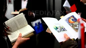 BookLand mută cărţile de la metrou în tren