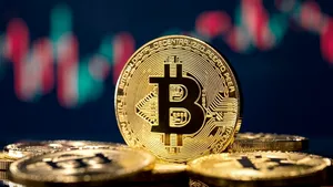 Bitcoin se duce sub 100.000 de dolari pe fondul tarifelor impuse de Donald Trump