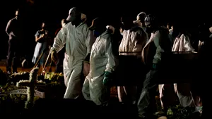 Bilanţ negru de COVID-19 în lume. Planeta trece pragul de 3 milioane de decese, la 16 luni de la declanşarea pandemiei