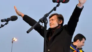 Antonescu, ironic: Aş fi exclus din PNL pentru lipsă de 