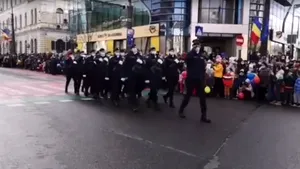 VIDEO Jandarmeria Română îşi cere scuze public pentru defilarea de la Cluj-Napoca