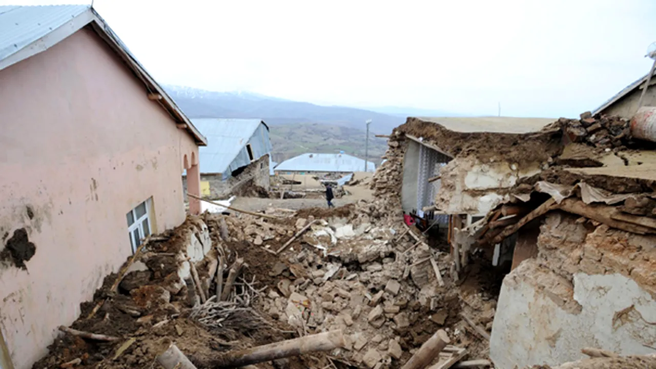 Autorităţile turce revizuiesc bilanţul cutremurului la 41 de morţi