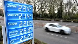 După ce Germania a adoptat „regula celor 12 ore”, prețul benzinei a crescut și mai mult, în loc să scadă