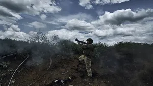 Războiul din Ucraina, ziua 457. Rusia a lovit cu rachete o clinică din Ucraina / Rachete lansate asupra Kievului în timpul nopţii. Japonia anunţă noi sancţiuni împotriva Moscovei. Cancelarul german plănuieşte să vorbească cu Putin 