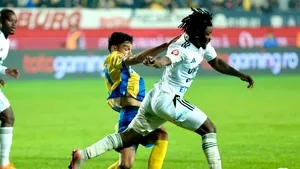 Universitatea Cluj anunță transferul lui Friday Adams, fost jucător al FC Botoșani