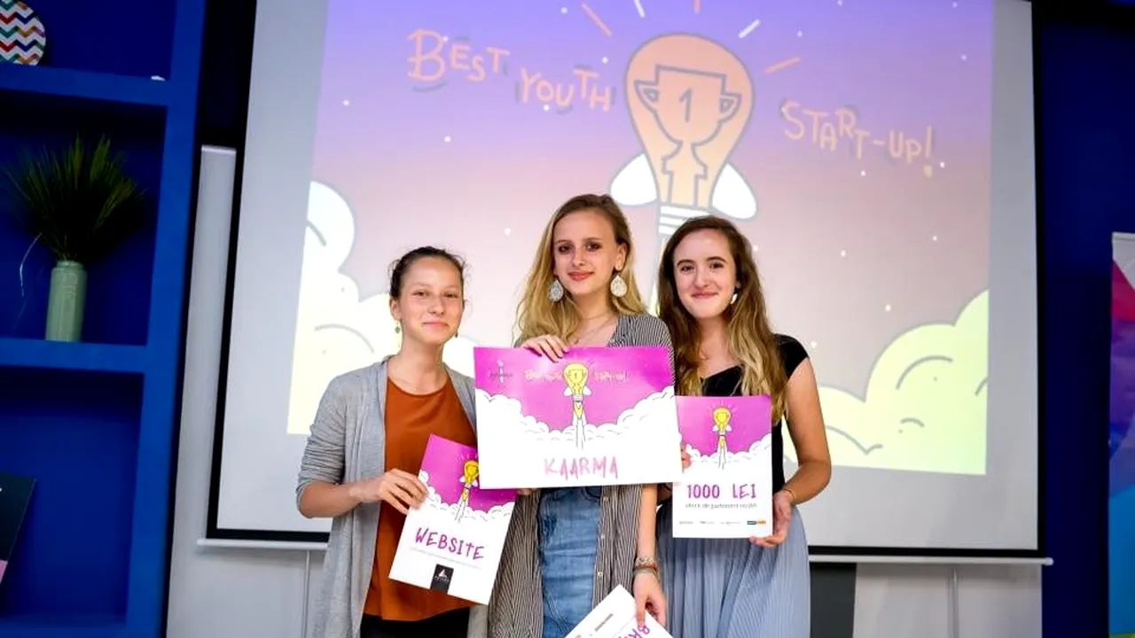 Trei eleve de liceu din Cluj-Napoca au câştigat un concurs de start-up-uri: în ce transformă PET-urile care poluează râurile. 