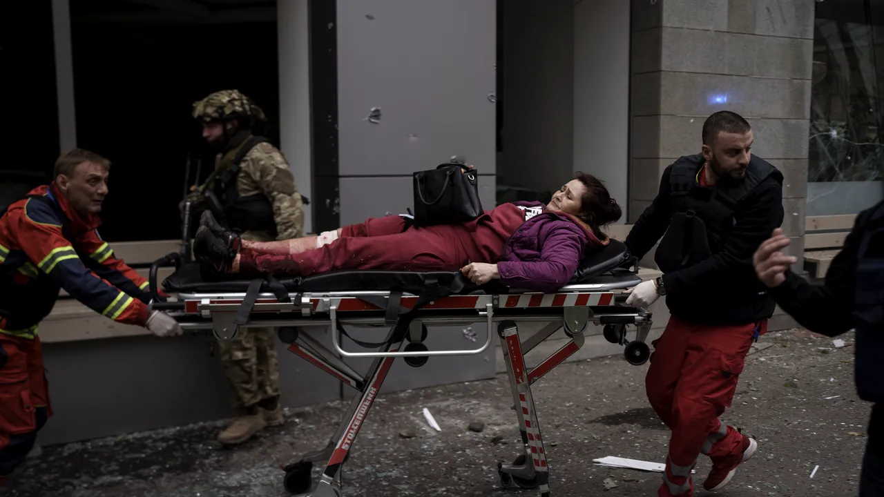 Primarul din Harkov, al doilea oraş ca mărime din Ucraina: Rusia ne bombardează cu furie oraşul

