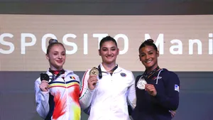 Sabrina Maneca Voinea a câştigat argintul la bârnă la CE de Gimnastică de la Rimini