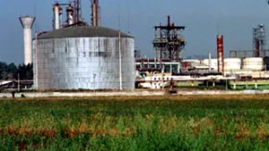 Explozie urmată de incendiu la Nitramonia Făgăraş