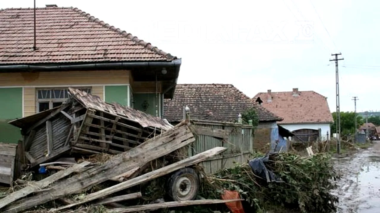Aproximativ 250 de gospodării şi case din mai multe localităţi din judeţul Harghita au fost inundate