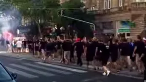 Budapesta: 51 de fani au fost arestaţi ca urmare a violenţelor de după meciul Ungaria - România - VIDEO