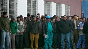 Guvernul a introdus o nouă perioadă de maximum trei luni de şomaj tehnic pentru companii