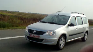 Logan MCV facelift va fi lansat în România pe 23 octombrie (Galerie Foto)