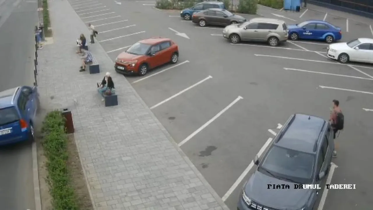 VIDEO Un şofer a pierdut controlul maşinii şi era să intre într-o staţie STB 