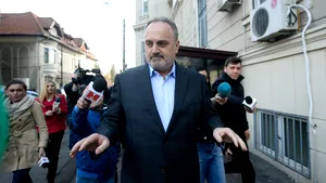 Gabriel Sandu a depus o plângere la DNA în care face referiri la Băsescu, Udrea, Coldea şi Ghiţă