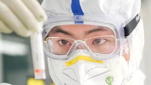 Posibila sursă a pandemiei? Sponsorizat de Guvernul SUA, un institut din Wuhan a experimentat cu liliecii din peşterile în care ar fi apărut Covid-19