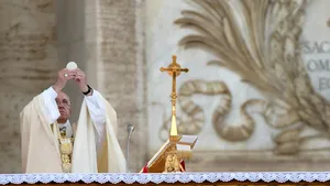 Vaticanul interzice pâinea fără gluten la împărtăşanie, în bisericile catolice. Reguli noi şi pentru vin