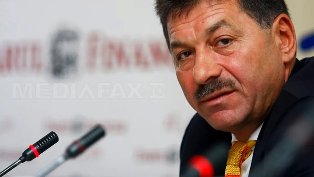 Omul de afaceri Ilie Vonica, implicat în dosarul reţetelor false, s-a sinucis. El s-a aruncat de la un etaj al casei sale. Vonica şi-a explicat gestul într-o scrisoare