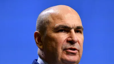 POLITIC Bolojan despre stadioane construite în localități fără echipe de fotbal: „S-ar putea să nu umplem tribuna dacă mobilizăm toți cetățenii comunei”