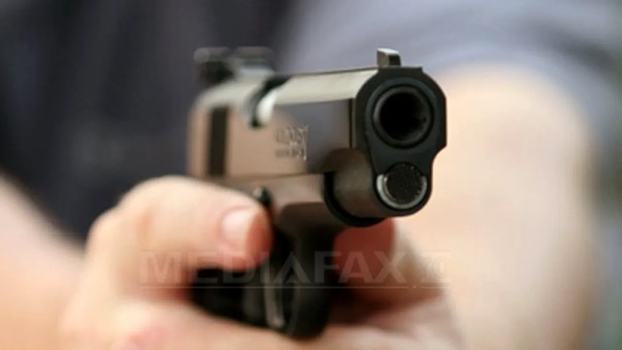 Un poliţist s-a împuşcat cu pistolul din dotare în sediul Poliţiei municipiului Buzău