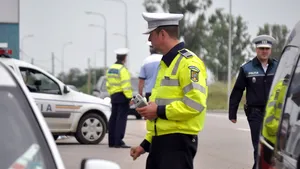 Au ieşit cu viteză din izolare: Peste 2.300 de permise de conducere reţinute în minivacanţă