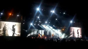 CRONICĂ: Trupa Muse, în concert la Festivalul Rock The City: Sunetul stelelor s-a auzit noaptea, în Bucureşti - FOTO, VIDEO
