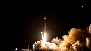 Eutelsat a lansat 20 de sateliţi cu ajutorul SpaceX 