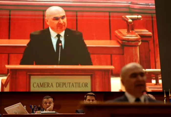 Live Text Moțiunea de cenzură. Bolojan către PSD: „Nu ați fost în Guvern? Moțiunea e mincinoasă, cinică și artificială”. 402 parlamentari prezenți în sală. Parlamentarii PNL vor spune prezent, nu votez