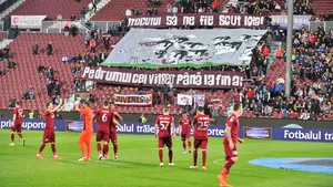 CFR Cluj s-a calificat în finala Cupei României, după ce a învins cu 2-0 ASA Târgu Mureş