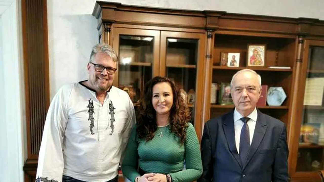 Eurodeputatul care a catalogat România drept „Vestul Sălbatic”, în vizită în ţara noastră