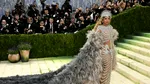 MET Gala, cea mai extravagantă strângere de fonduri din SUA a adunat 42 de milioane de dolari. Ținutele alese de vedete