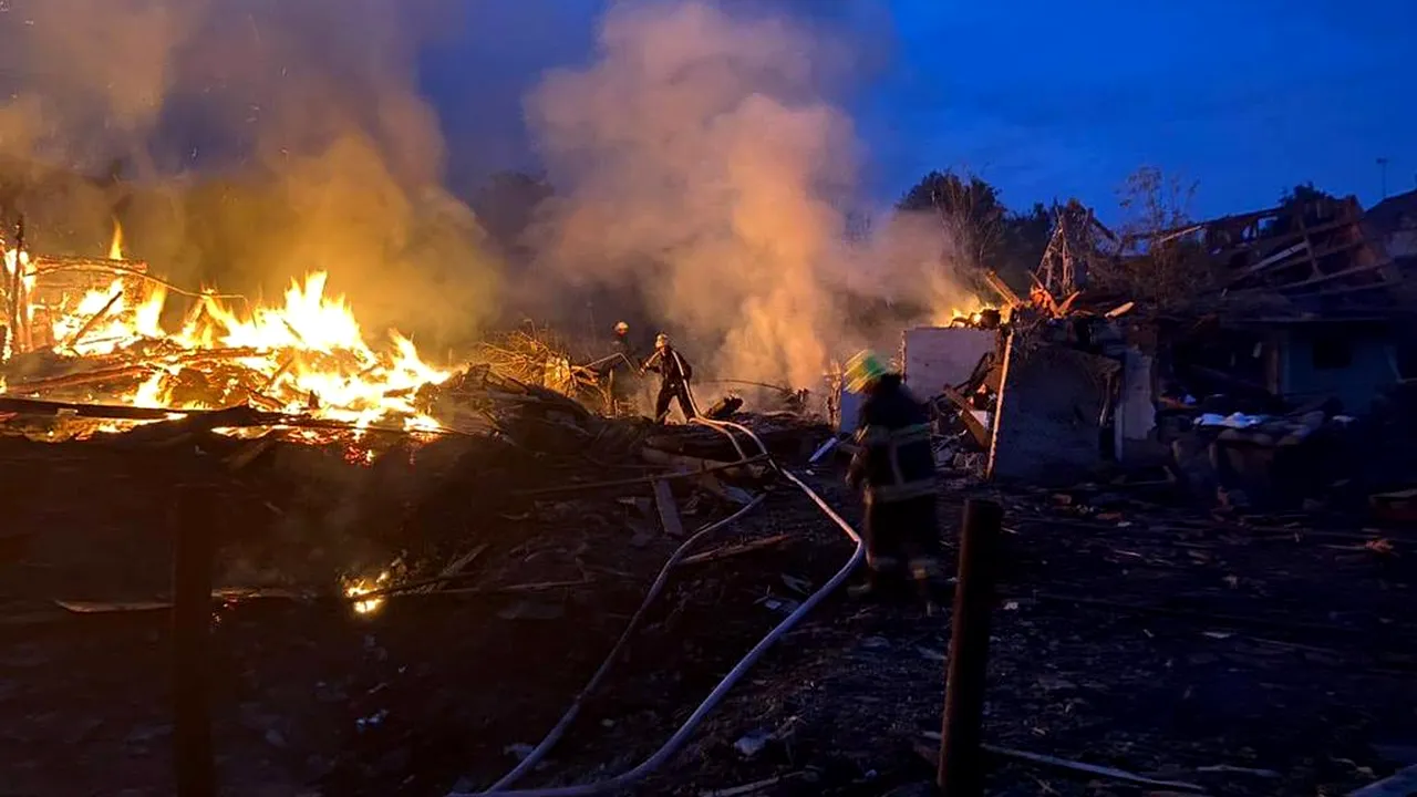 Cel mai mare bombardament nocturn în Ucraina. Rusia a lansat 479 de drone