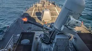 Nave militare ruse monitorizează distrugătorul american USS Ross aflat în Marea Neagră