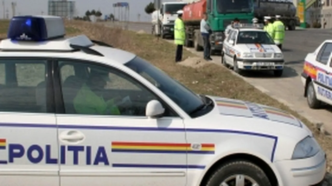 Numărul poliţiştilor rutieri, suplimentat, iar rutele Braşov-Bucureşti, supravegheate şi aerian