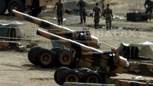 Armata turcă a ocupat poziţii în apropierea unui oraş sirian asediat de grupul terorist Stat Islamic