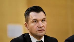 Gafă de alegeri. Ministrul Tineretului, Ionuţ Stroe, a încurcat alegerile prezidenţiale cu cele parlamentare