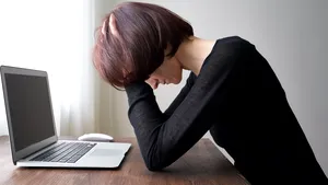 Pedepse pentru angajatorii care îşi contactează angajaţii în afara orelor de lucru