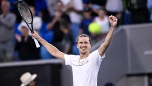 Australian Open: Zverev îl elimină pe Alcaraz şi îl va întâlni pe Medvedev în semifinală