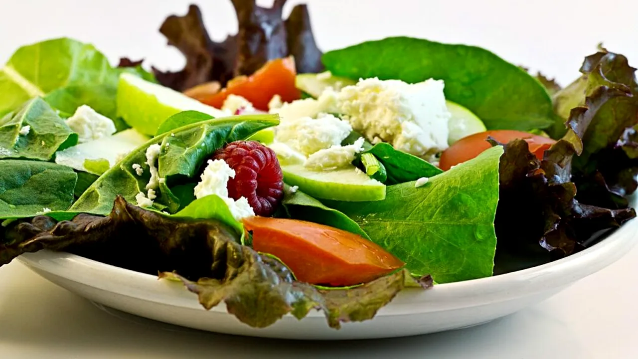 Inteligența artificială ar putea oferi adolescenților sfaturi nutriționale greșite