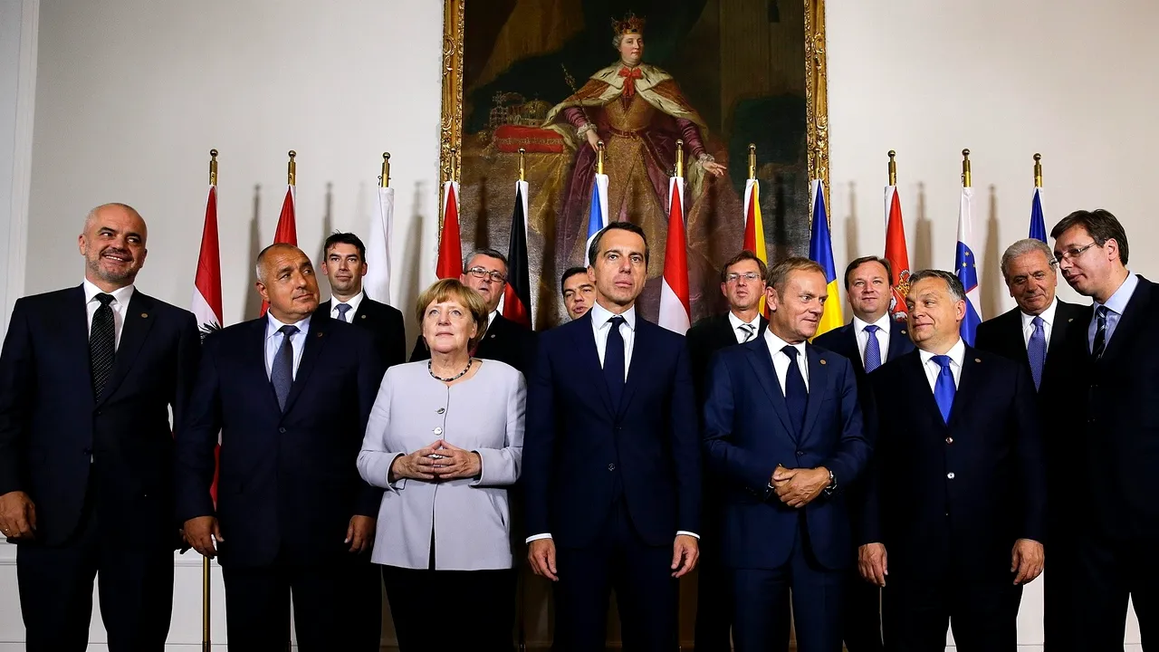 Ministrul afacerilor interne, Dragoş Tudorache, la Viena pentru a prezenta ce face România în gestionarea fenomenului migraţiei. FOTO