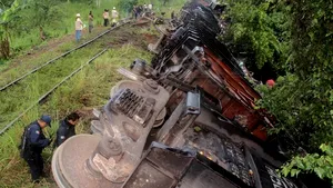 Cel puţin şase morţi în Mexic, în urma deraierii unui tren cu imigranţi clandestini