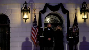 SUA comemorează cele 500.000 de vieţi pierdute din cauza COVID-19. Joe Biden anunţă cinci zile de doliu naţional