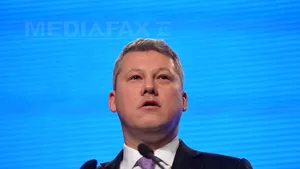 Predoiu: Oprea nu a clarificat nimic, îi cer demisia lui şi a lui Ponta. PSD să le retragă sprijinul 