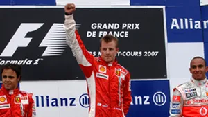 Kimi Raikkonen, confirmat campion mondial