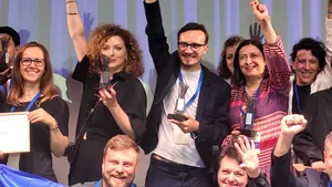 Tinerii în Arenă – a câştigat premiul Youth Empowerment acordat de Emerging Europe la Bruxelles 