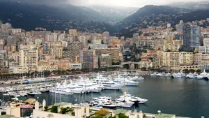 Gândul: Casele de pe Coasta de Azur au preţuri comparabile cu cele din Bucureşti